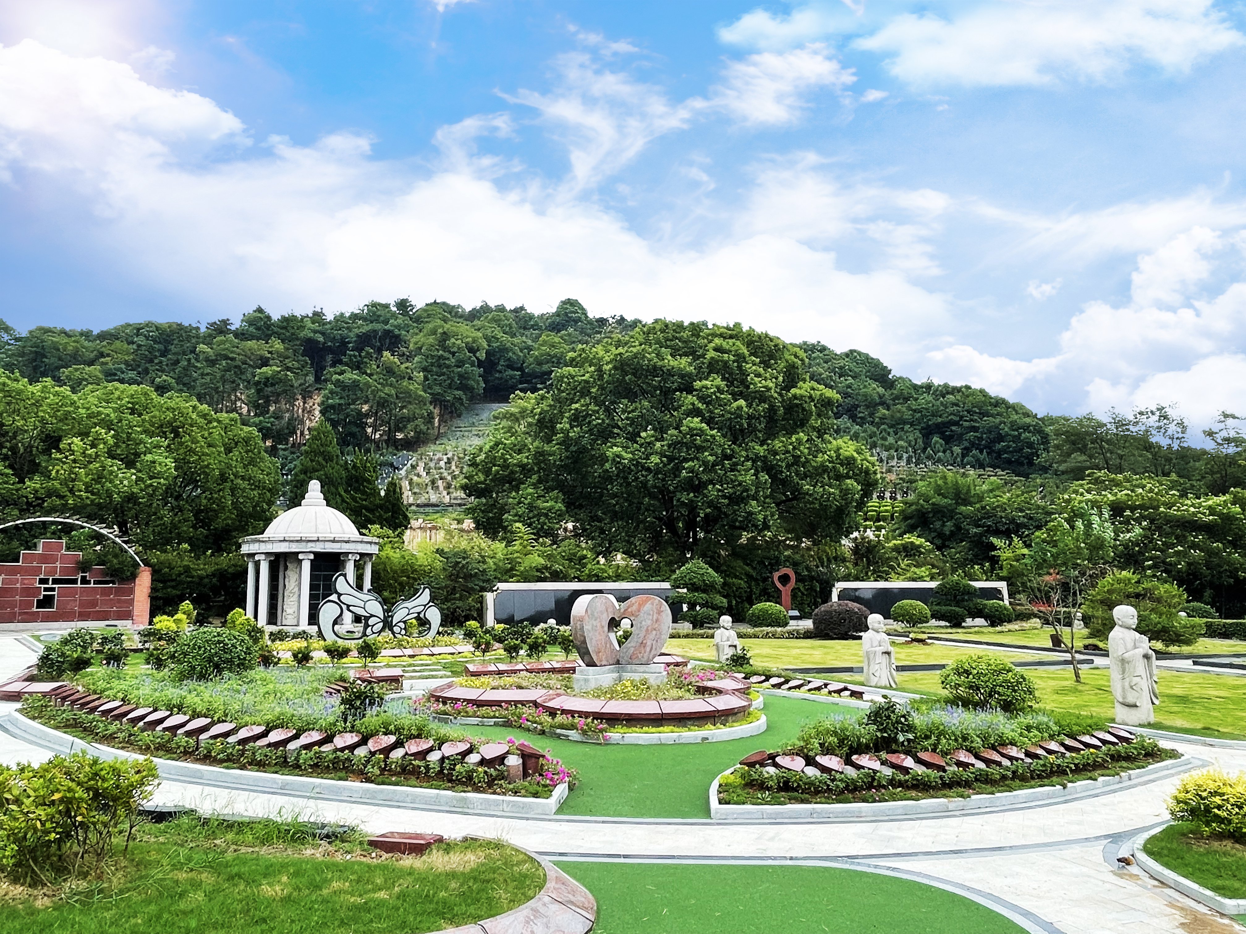 方寸间的大文章，引领现代葬文化