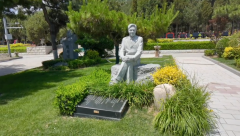 孙礼仁纪念碑落成：以《思索》之名，传承艺术之魂